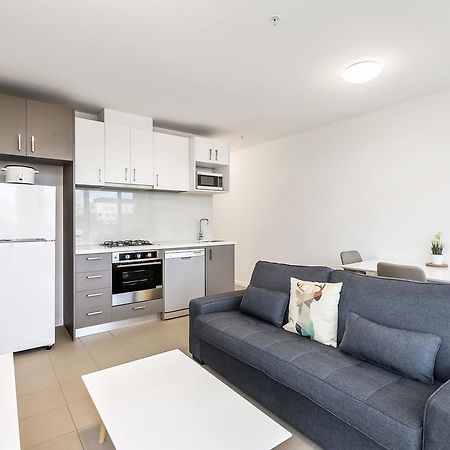 Poplar Sanctuary Apartments Melbourne City Exterior foto