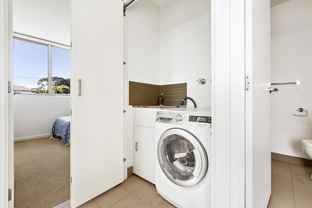 Poplar Sanctuary Apartments Melbourne City Exterior foto